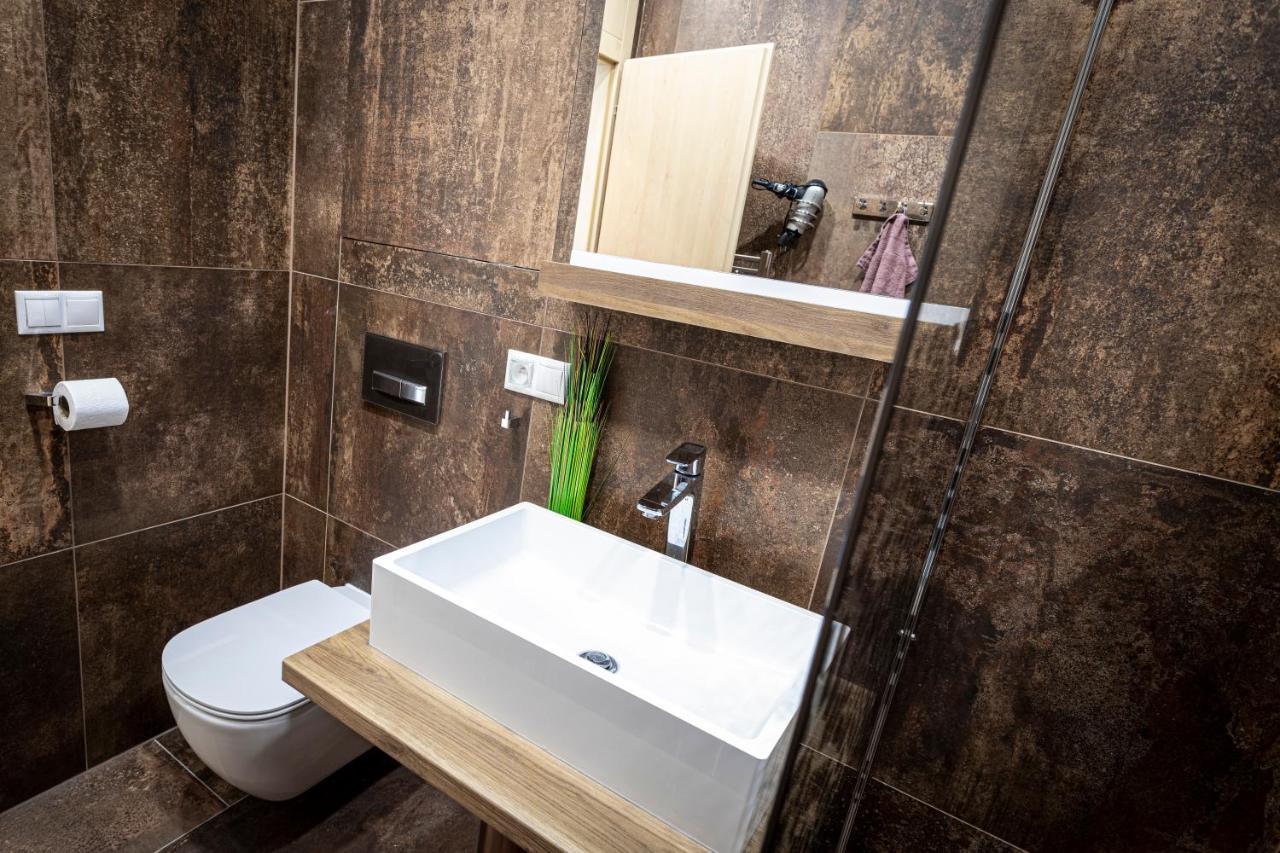 Moderny Apartman Swen S 2 Terasami Tatranská Lomnica Exteriör bild