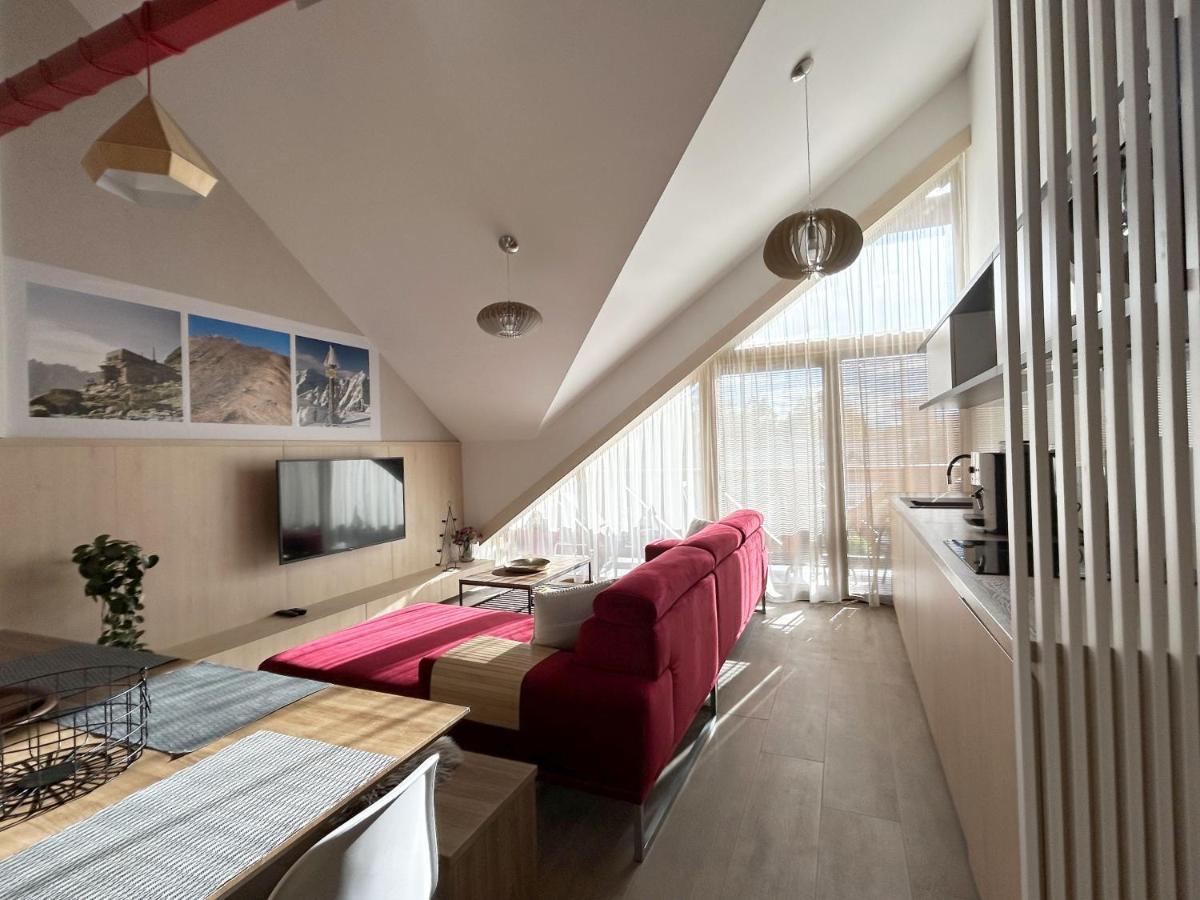 Moderny Apartman Swen S 2 Terasami Tatranská Lomnica Exteriör bild